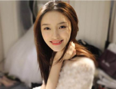 女主穿到娱乐圈吃瓜文,女主的吃瓜日常