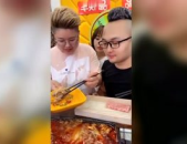 娱乐吃瓜酱内耗,揭秘娱乐圈内耗背后的真相